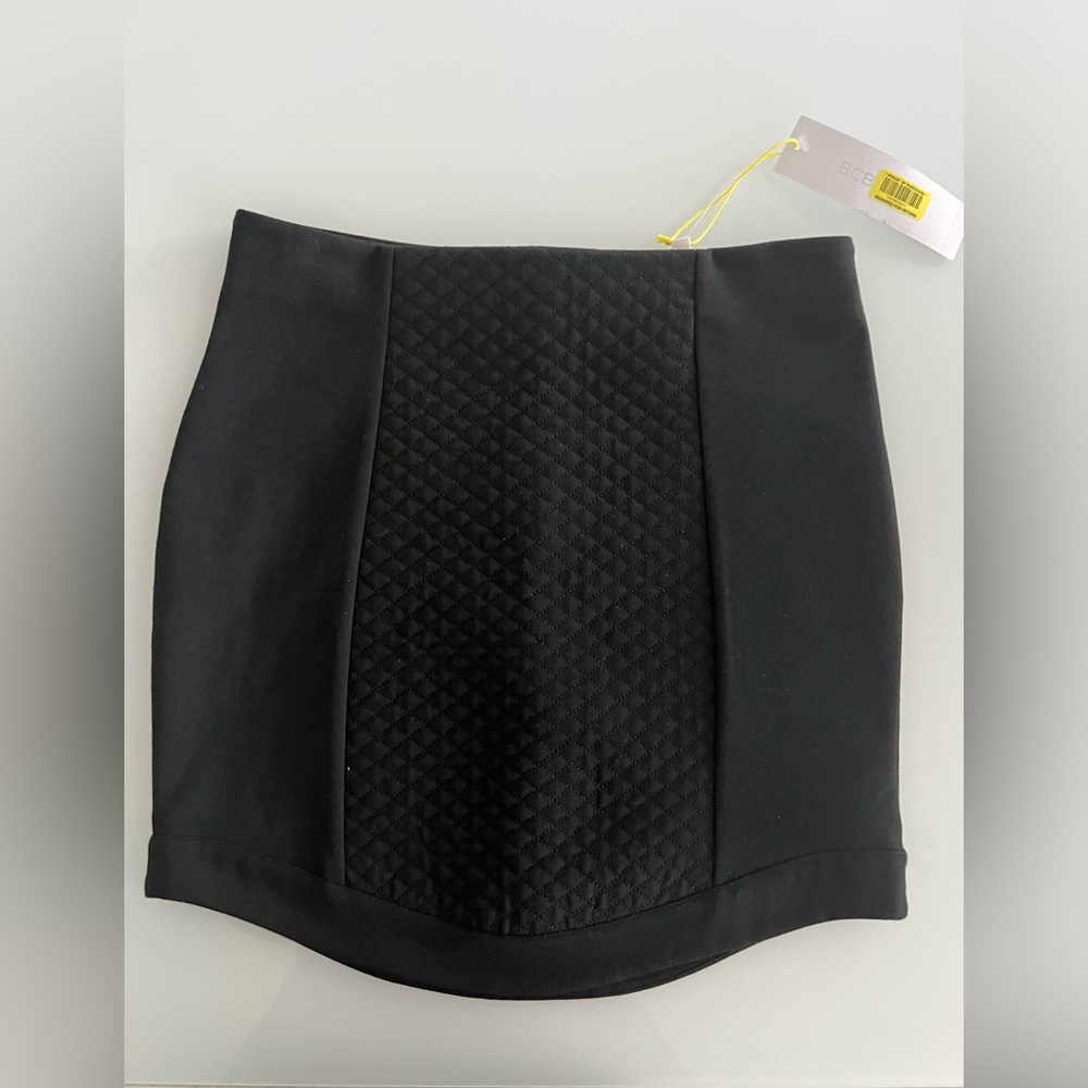 BCBGeneration Skirt Size Small NWT